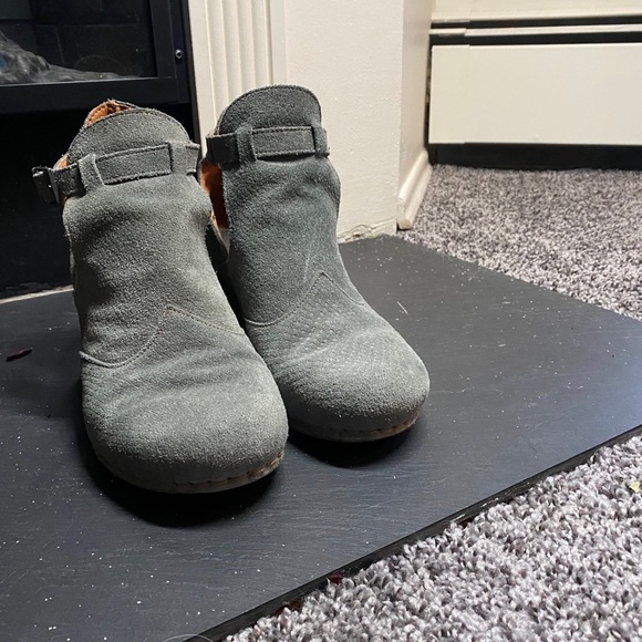 Womens US 6 ART Bye Bye Suela heel suede shoes - Picture 2 of 4